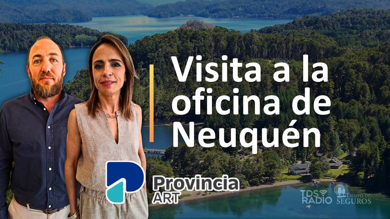 Otra de las agencias que visitamos en esta recorrida por la capital provincial fueron las de Provincia ART. Allí conversamos con Gisela Paredes, Jefa Regional Sur de la aseguradora, y Pablo Porcellini, Supervisor Comercial de la Delegación Neuquén.